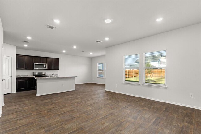 Building Photo - 164 Frogmore Lp