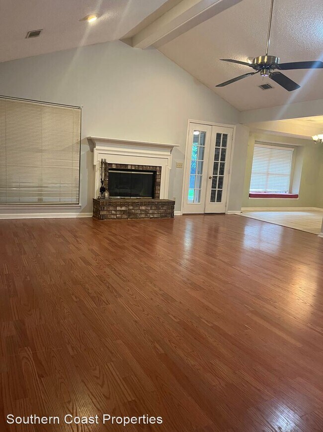 Foto del edificio - 3 br, 2 bath House - 405 Club Drive