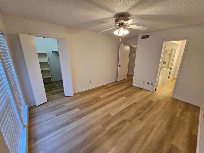 Foto del edificio - 15221 Berry Trail