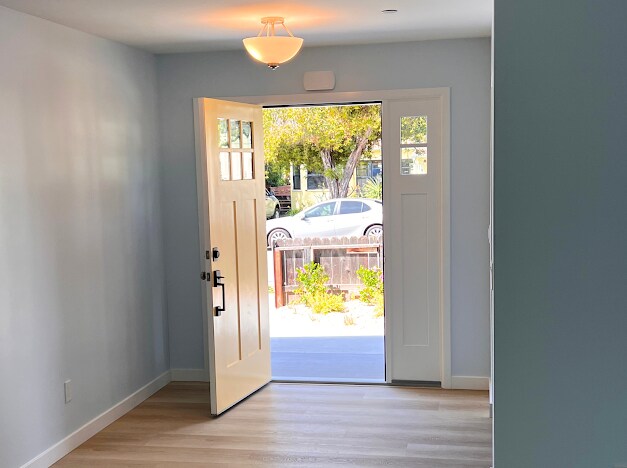 Foto del edificio - 328 Jordan Ave