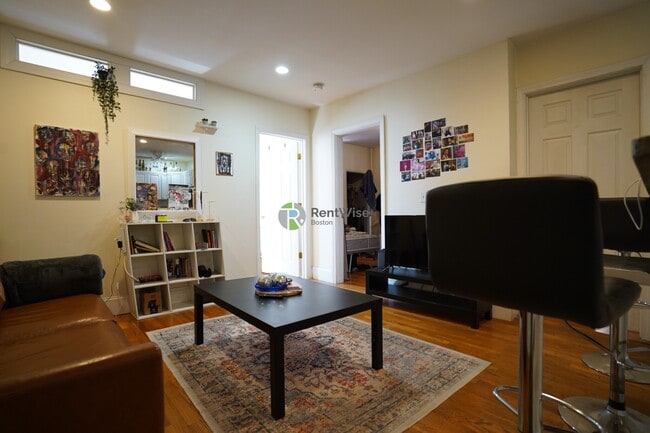 Photo - 66 Egmont St Apartment