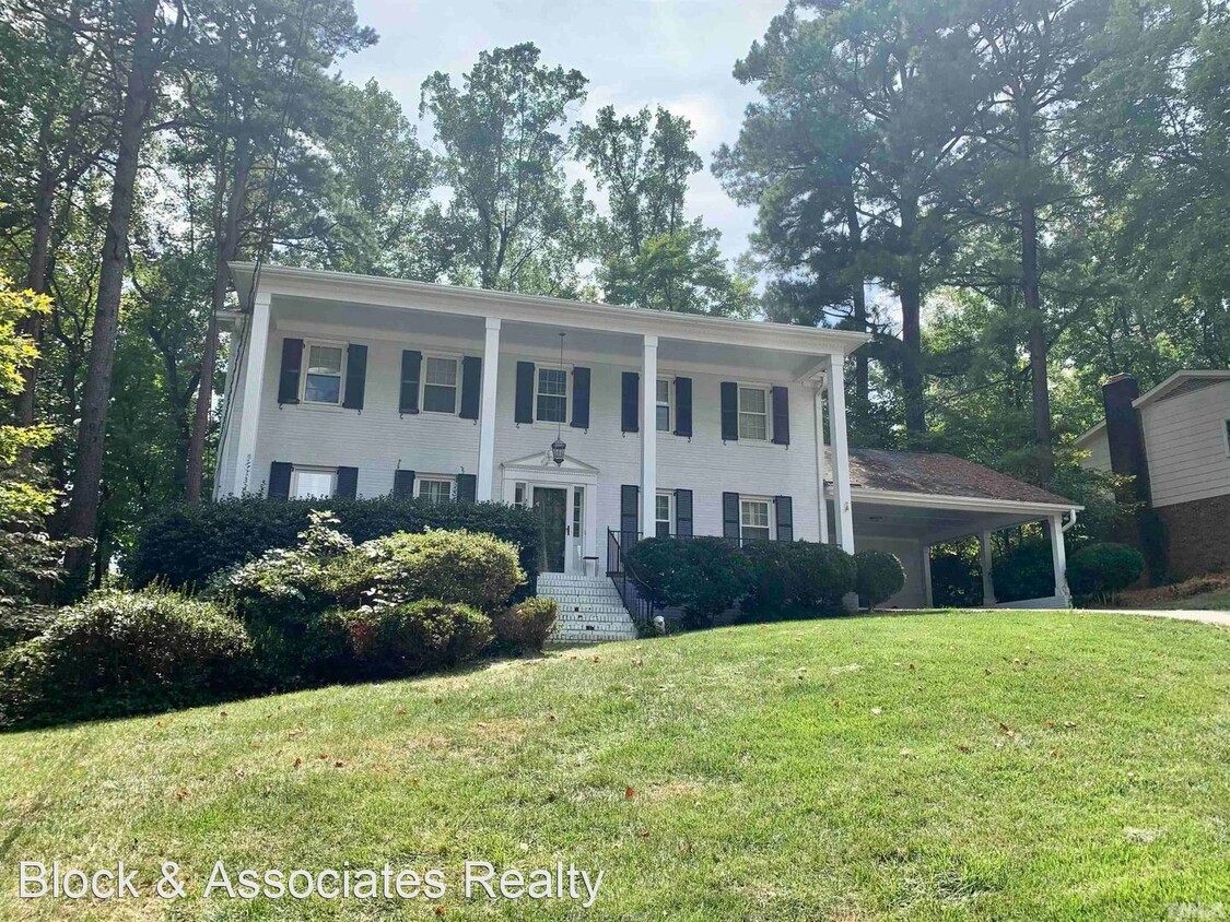 Primary Photo - 4 br, 3 bath House - 1905 Hillock Dr