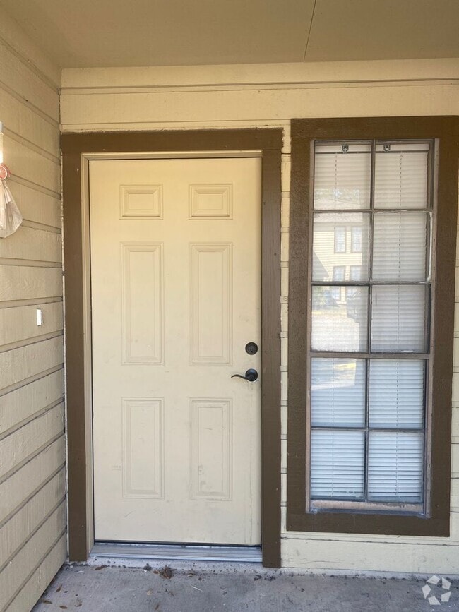 Building Photo - 6114 Wilderock Dr