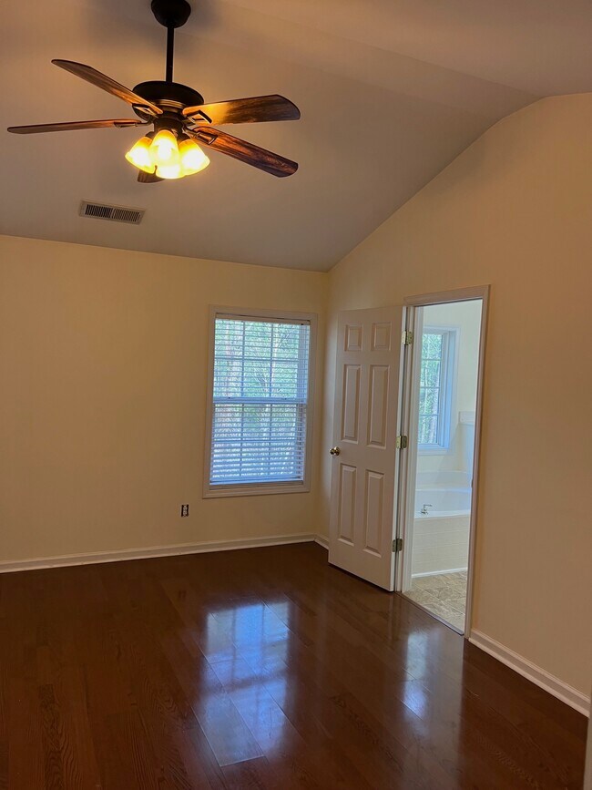 Master Bedroom - 3338 Chastain Gardens Dr NW