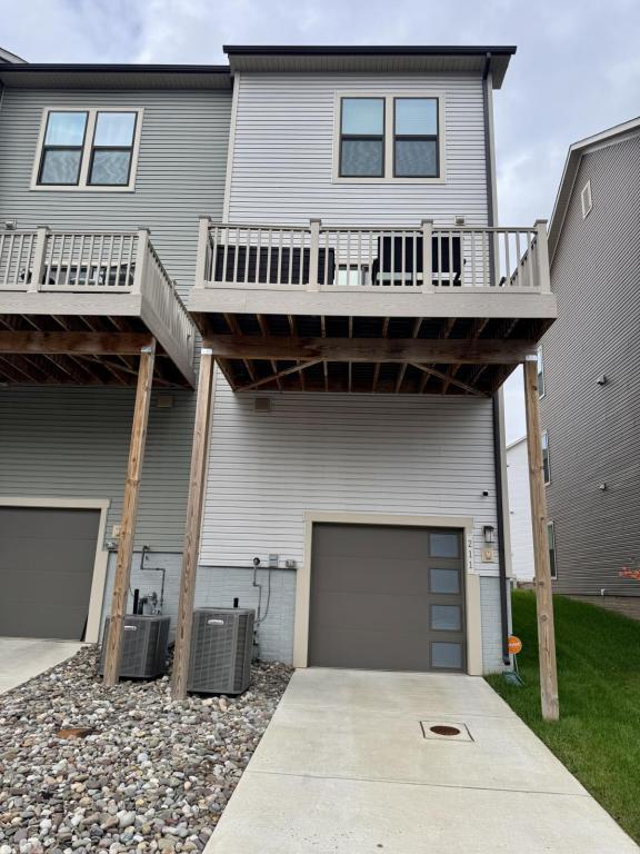 Foto del edificio - 211 Narrowleaf Way