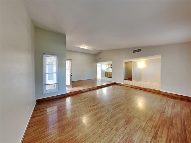 Building Photo - 3464 Livingston Ln