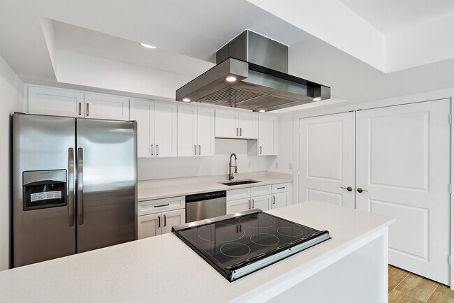 Building Photo - 401 Southwind Dr
