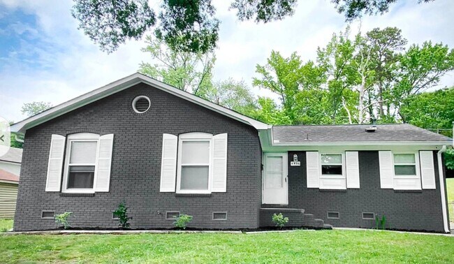 Foto del edificio - 4456 Ridgevalley Dr