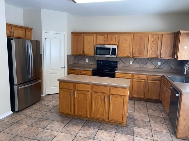 Building Photo - 233 Cordero Dr