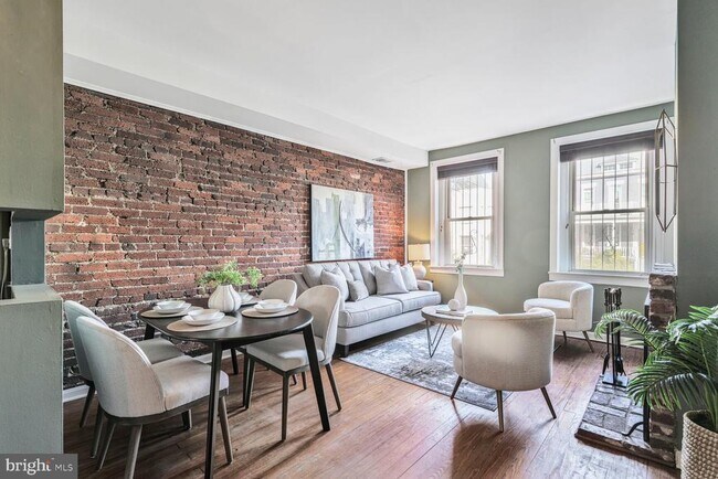Foto del edificio - 424 11th St NE