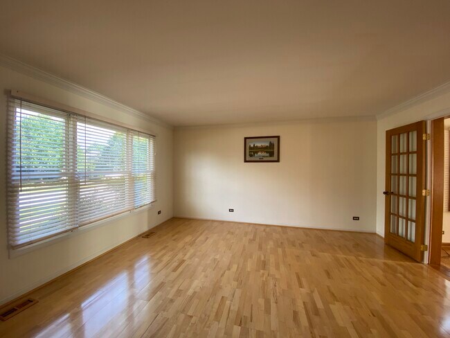 Foto del edificio - 6737 Greene Rd