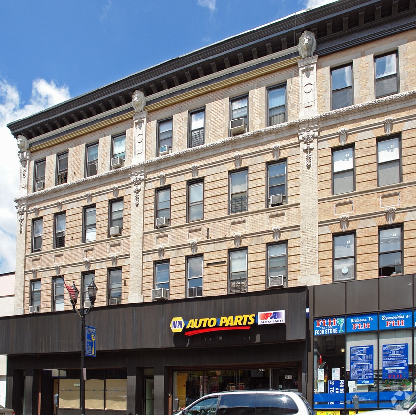 Building Photo - 2911 Bergenline Ave
