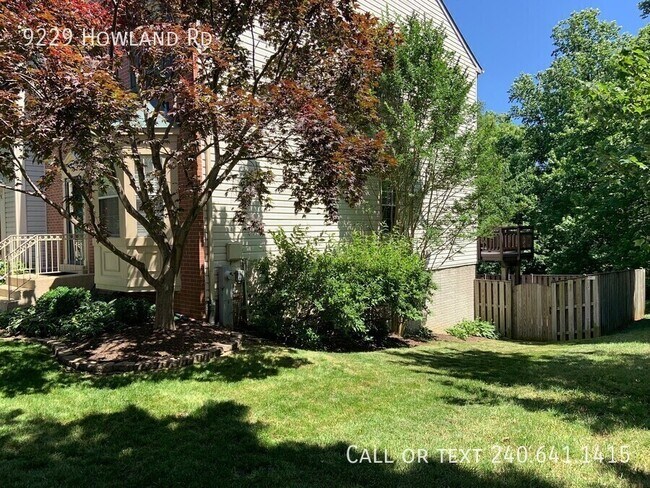 Foto del edificio - 9229 Howland Rd
