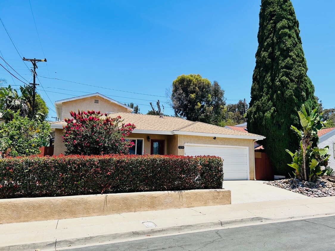 Foto principal - 7230 Magruder St
