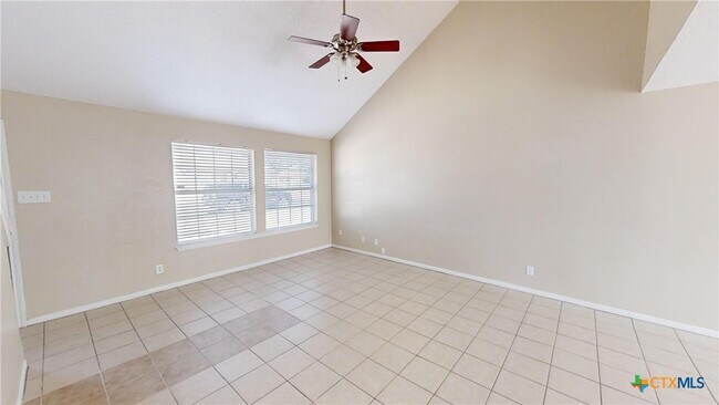 Building Photo - 2706 Mirage Dr
