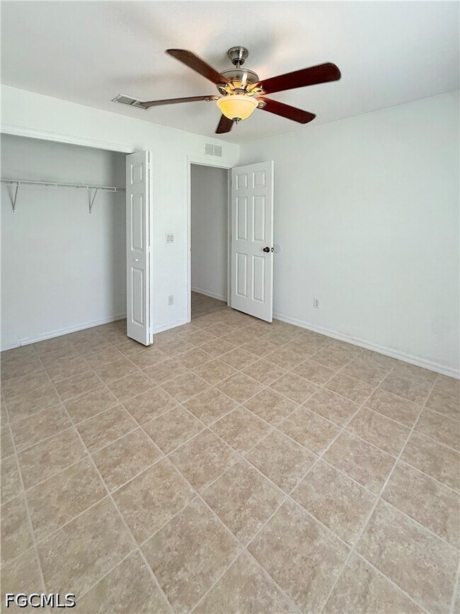 Foto del edificio - 203 NW 24th Terrace