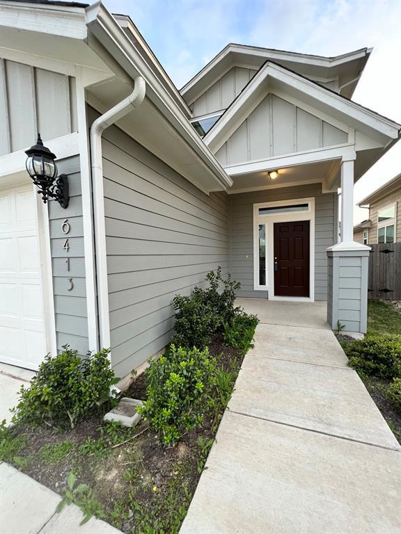Foto del edificio - 6413 Owl Creek Ln