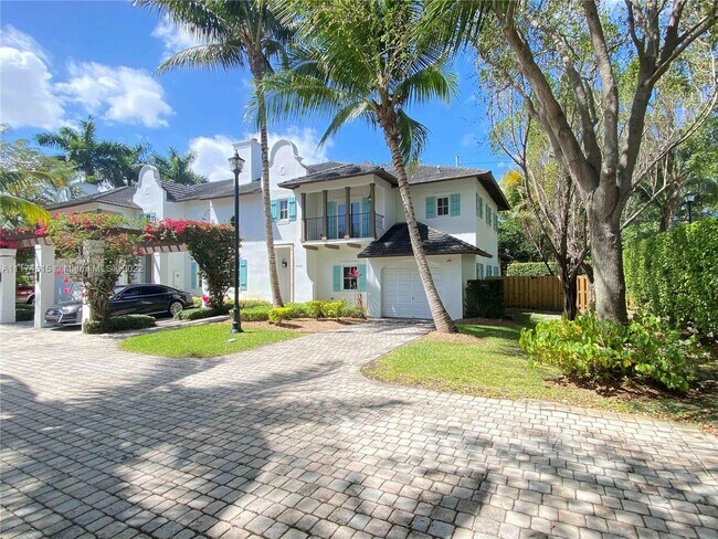 Foto del edificio - 11034 SW 79th Ave