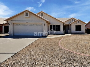 Building Photo - 7647 W Cameron Dr