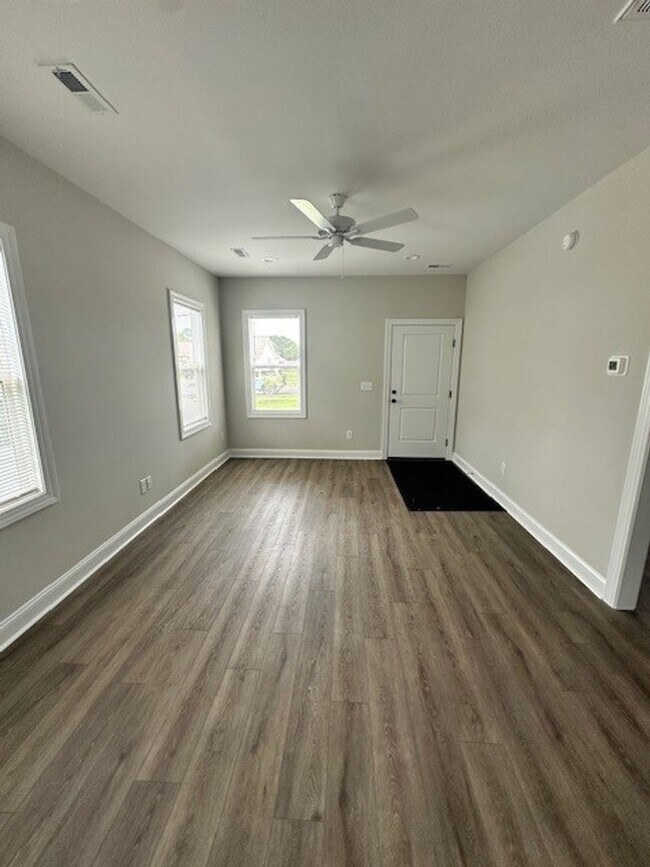 Foto del edificio - New Construction 3 Bedroom Home