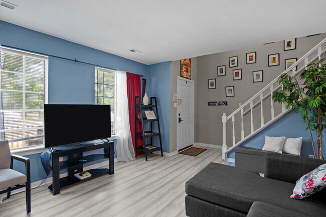 Foto del edificio - 517 Lanier Crescent