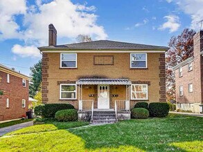 Building Photo - 4213 Applegate Ave