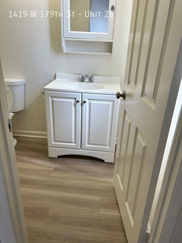 Beautiful Condo in a great area of Apartments in Gardena, CA