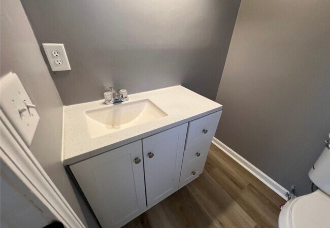 Foto del edificio - 4 Bedrooms | 2 Bathrooms | Section 8 Friendly