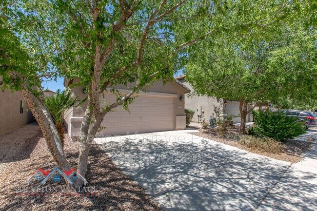 Building Photo - 42004 W Sunland Dr