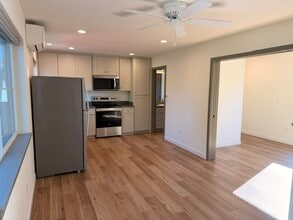 Building Photo - 261 Talent Ave