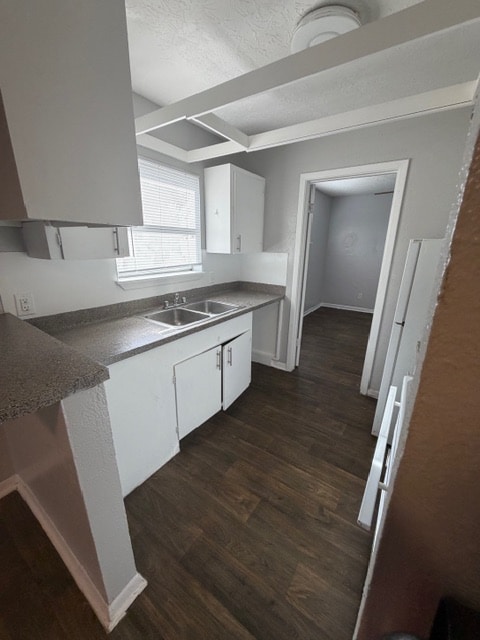 Foto del edificio - 5220 Weber Rd