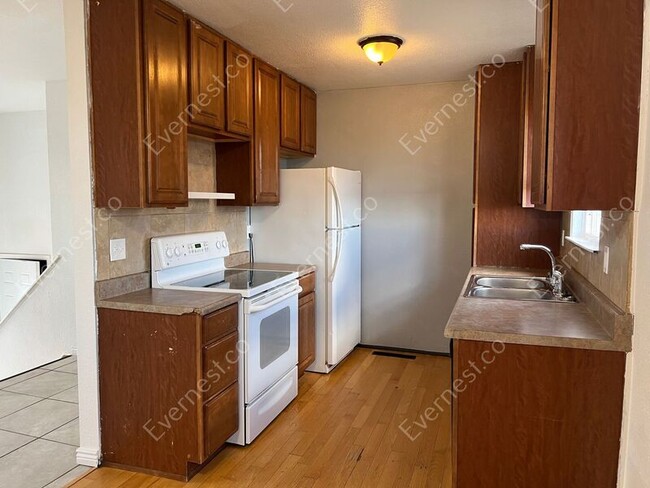 Building Photo - 4096 Colony Hills Cir