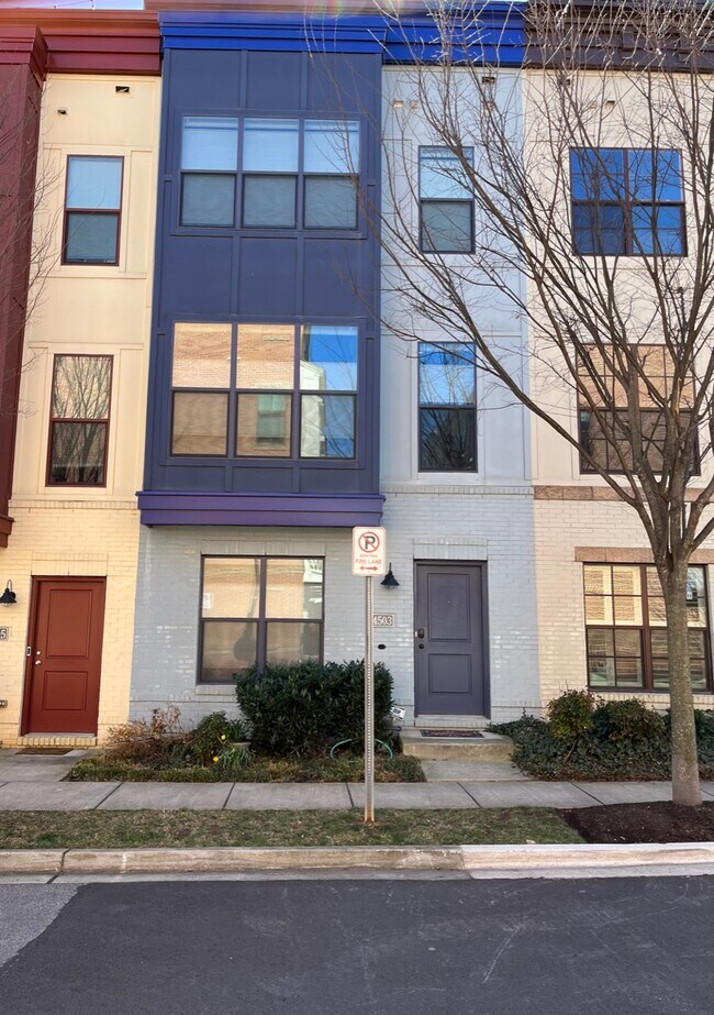 Foto del edificio - 4503 Garfield St