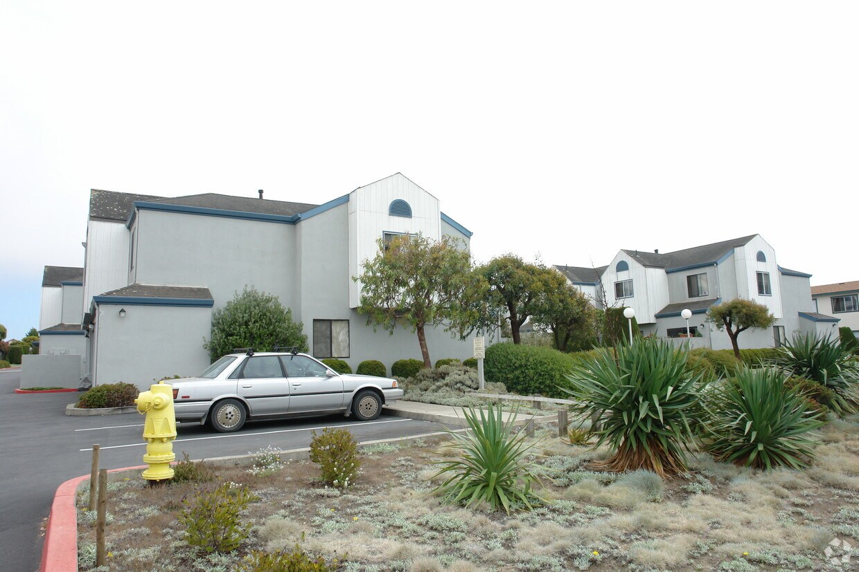 Foto del edificio - Westwind Apartments