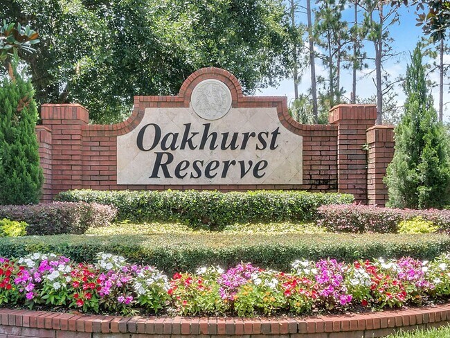 Foto del edificio - 4/2 in Gated Community near Tuskawilla Rd ~ Tile and Laminate Floors ~ Screened Patio ~  Communit...