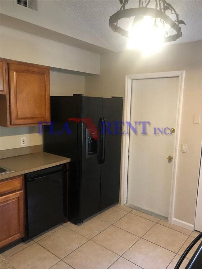 Building Photo - Coming soon...3/2 Single Family Home located in Deltona Lakes