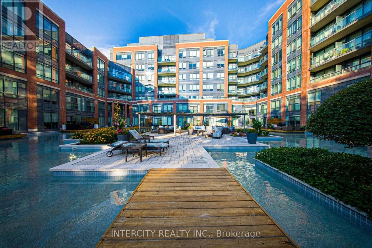 Photo principale - 7608 Yonge St