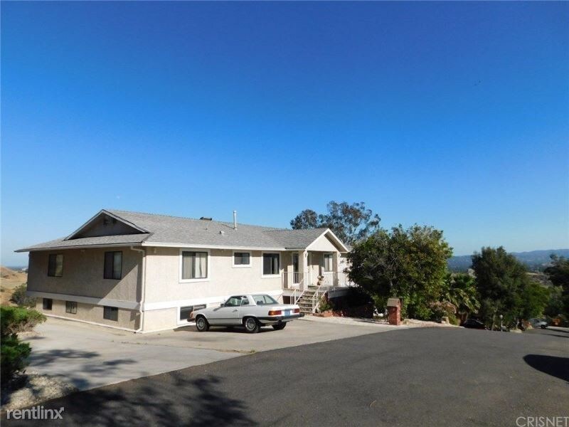 Primary Photo - 2 br, 1 bath House - 260 Thompson Ave