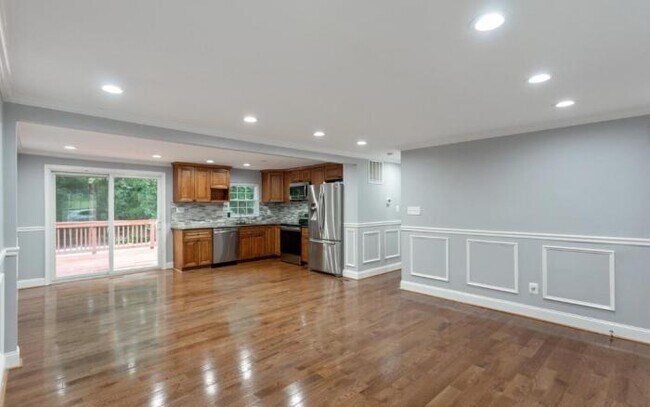 Building Photo - 3 bedroom in UPPER MARLBORO MD 20772