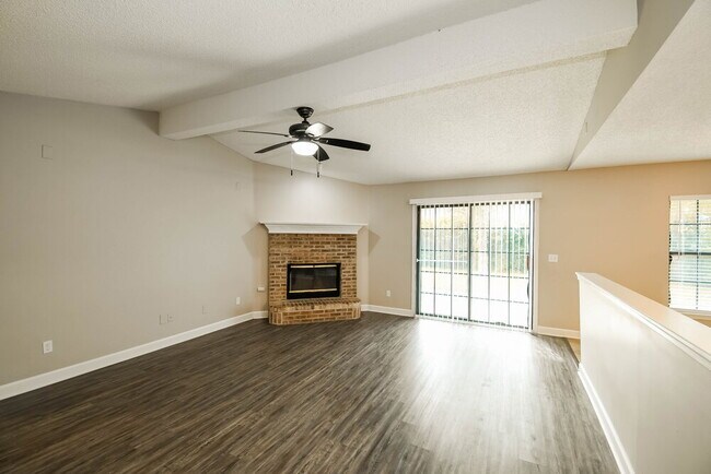 Building Photo - 2877 Tuscarora Tr