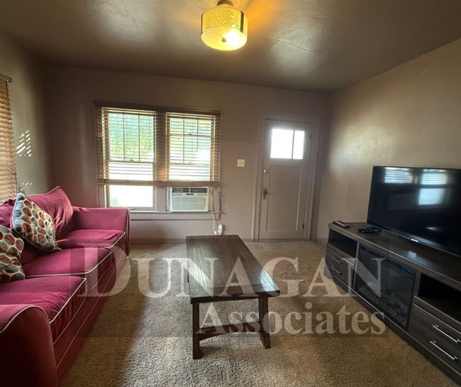Building Photo - ALL BILLS PAID, Fully Furnished 1 bed/1bath!