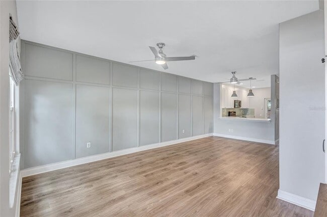 Building Photo - 12450 Berkeley Square Dr