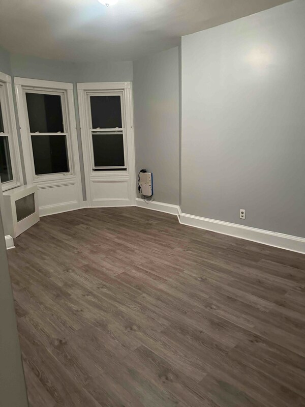 Foto del edificio - 658 E 28th St
