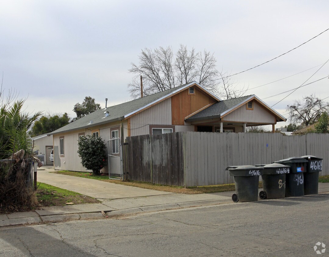 4612 Parker Apartments in Sacramento, CA