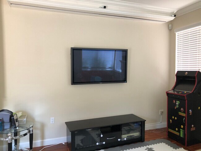 Foto del edificio - 1571 Mission Springs Cir