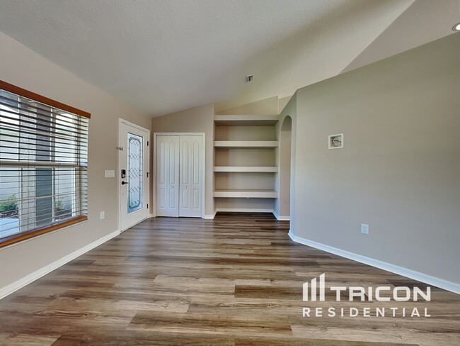 Building Photo - 2460 Appian Ave