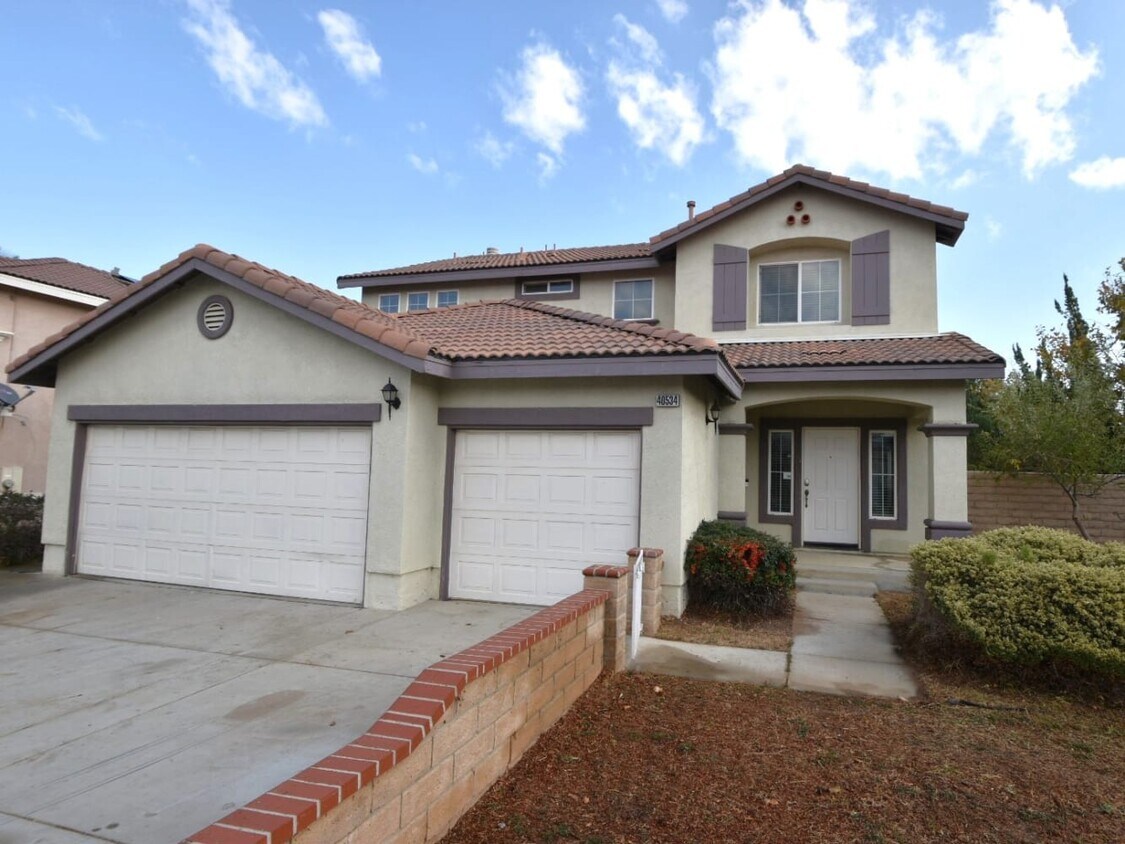 40534 Avenel Dr House Rental in Palmdale, CA