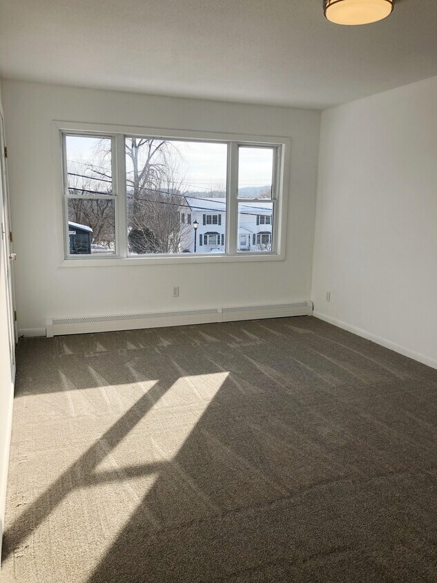 49 VT15 Unit 4, Jericho, VT 05465 Apartments in Jericho, VT