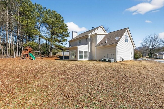 Building Photo - 1136 Mason Lee Ave SE
