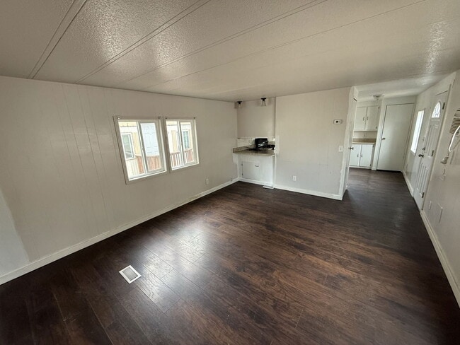 Building Photo - 1303 N College Ave